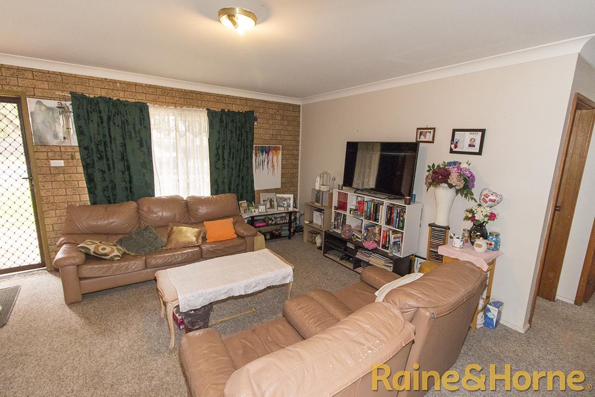 4/19 Lawson Street, Dubbo NSW 2830, Image 2