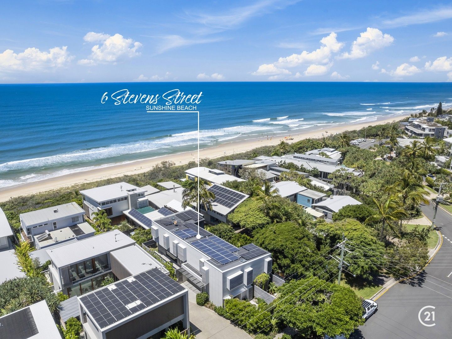 4 bedrooms House in 6 Stevens Street SUNSHINE BEACH QLD, 4567