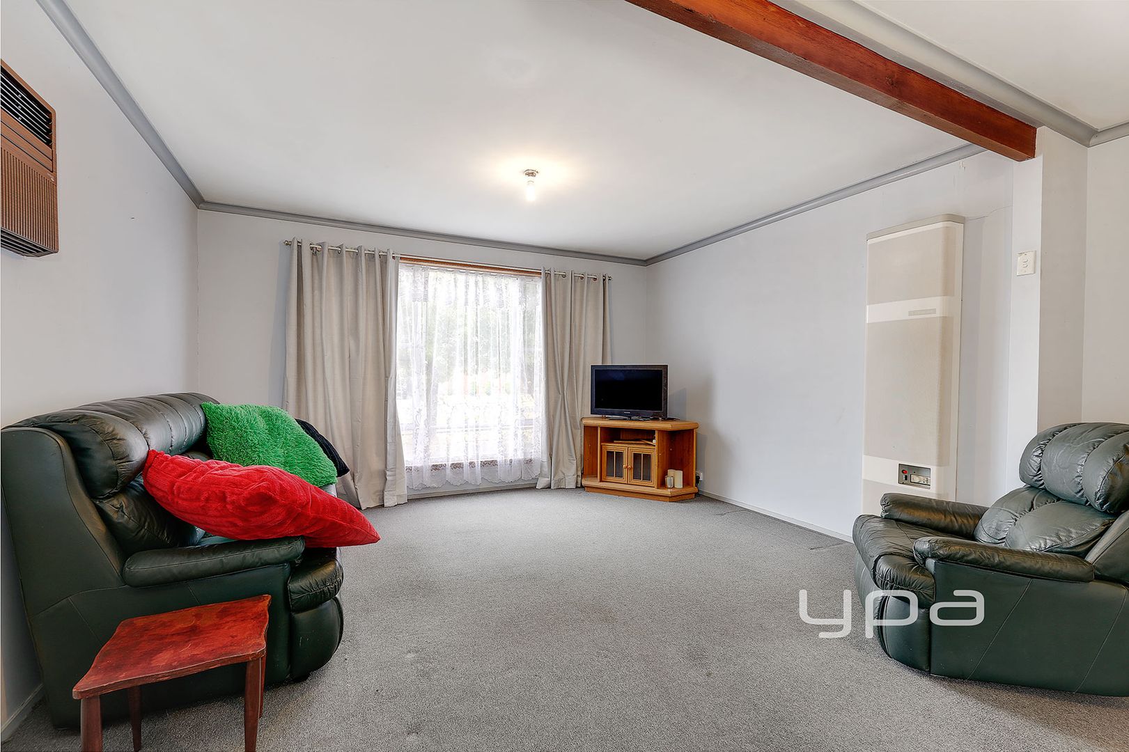 33 Childers Crescent, Coolaroo VIC 3048, Image 2