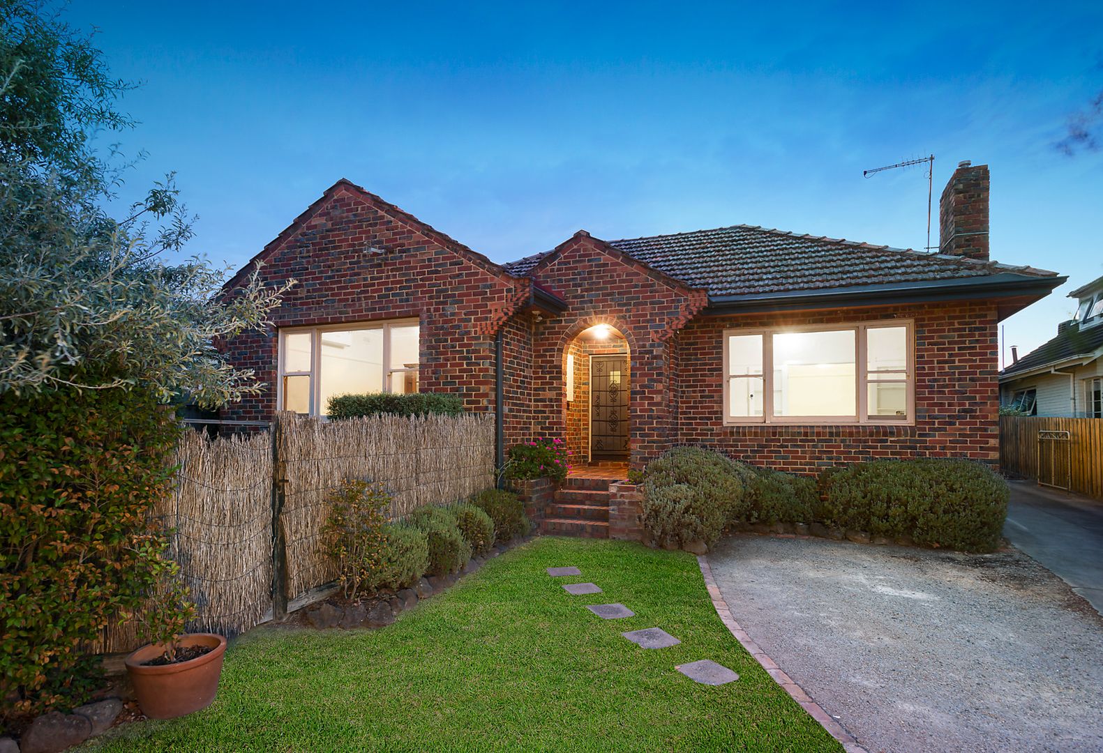 1/10 Fay Street, Balwyn North VIC 3104, Image 2