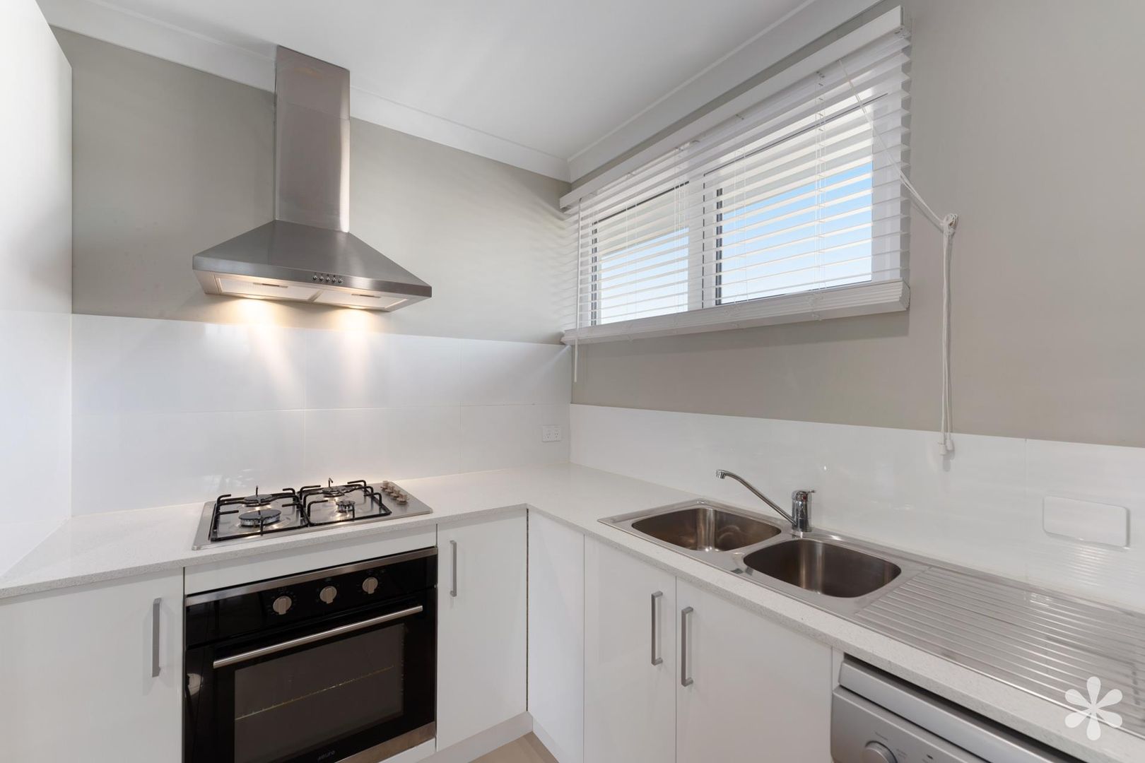 4/30 Terence Street, Gosnells WA 6110 Apartment For Rent Domain