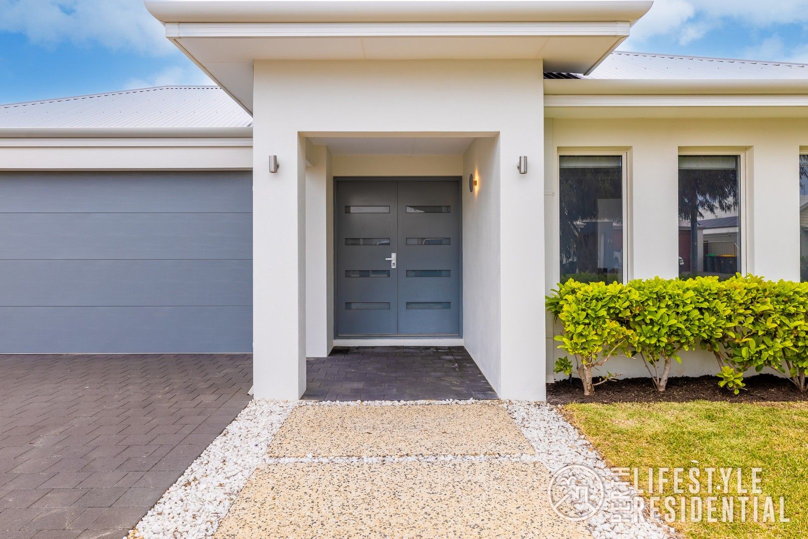 4 bedrooms House in 32 Explorer Street YANCHEP WA, 6035