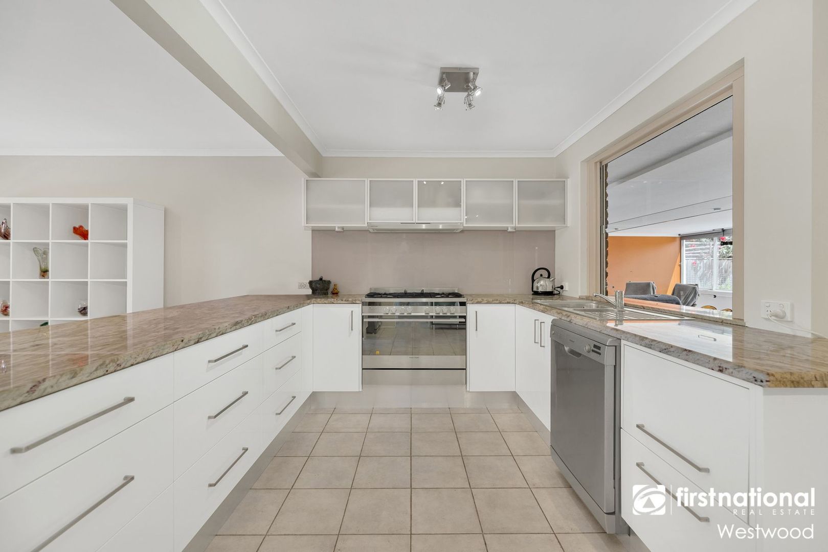 121 Flemington Crescent, Werribee VIC 3030, Image 1