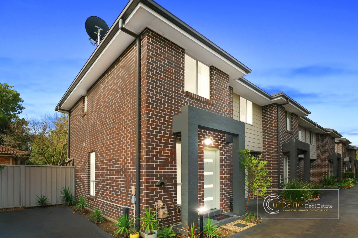 4 bedrooms Townhouse in 3/20 Gibson Avenue WERRINGTON NSW, 2747