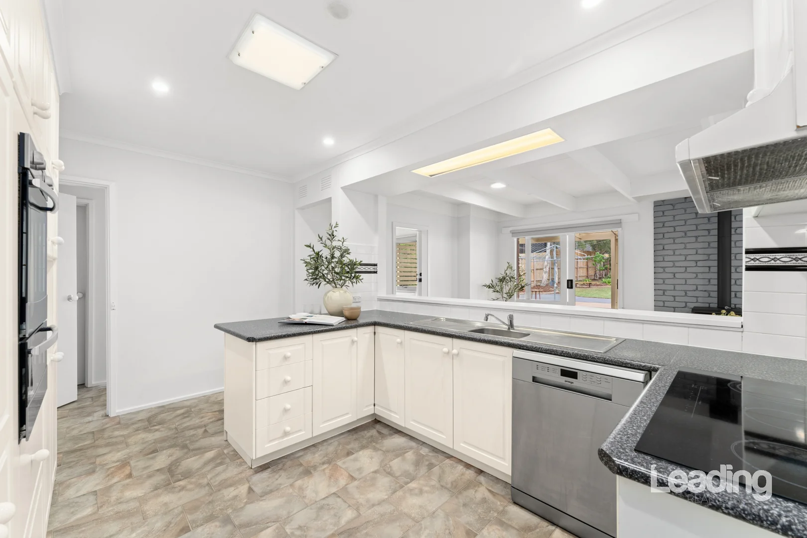 Additional image 4 of 98 Anderson Road, Sunbury VIC 3429