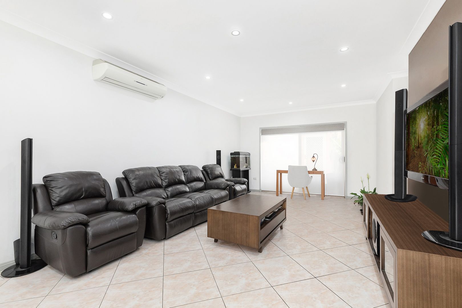 9 Wiltshire Close, Liberty Grove NSW 2138, Image 1