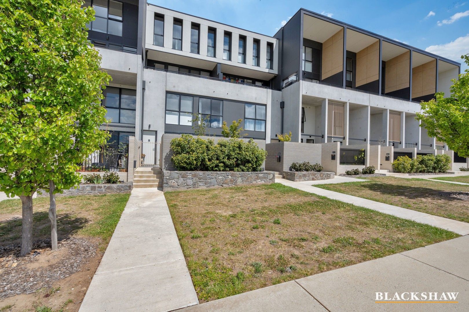 1 bedrooms Townhouse in 58/53 Holborow Avenue DENMAN PROSPECT ACT, 2611