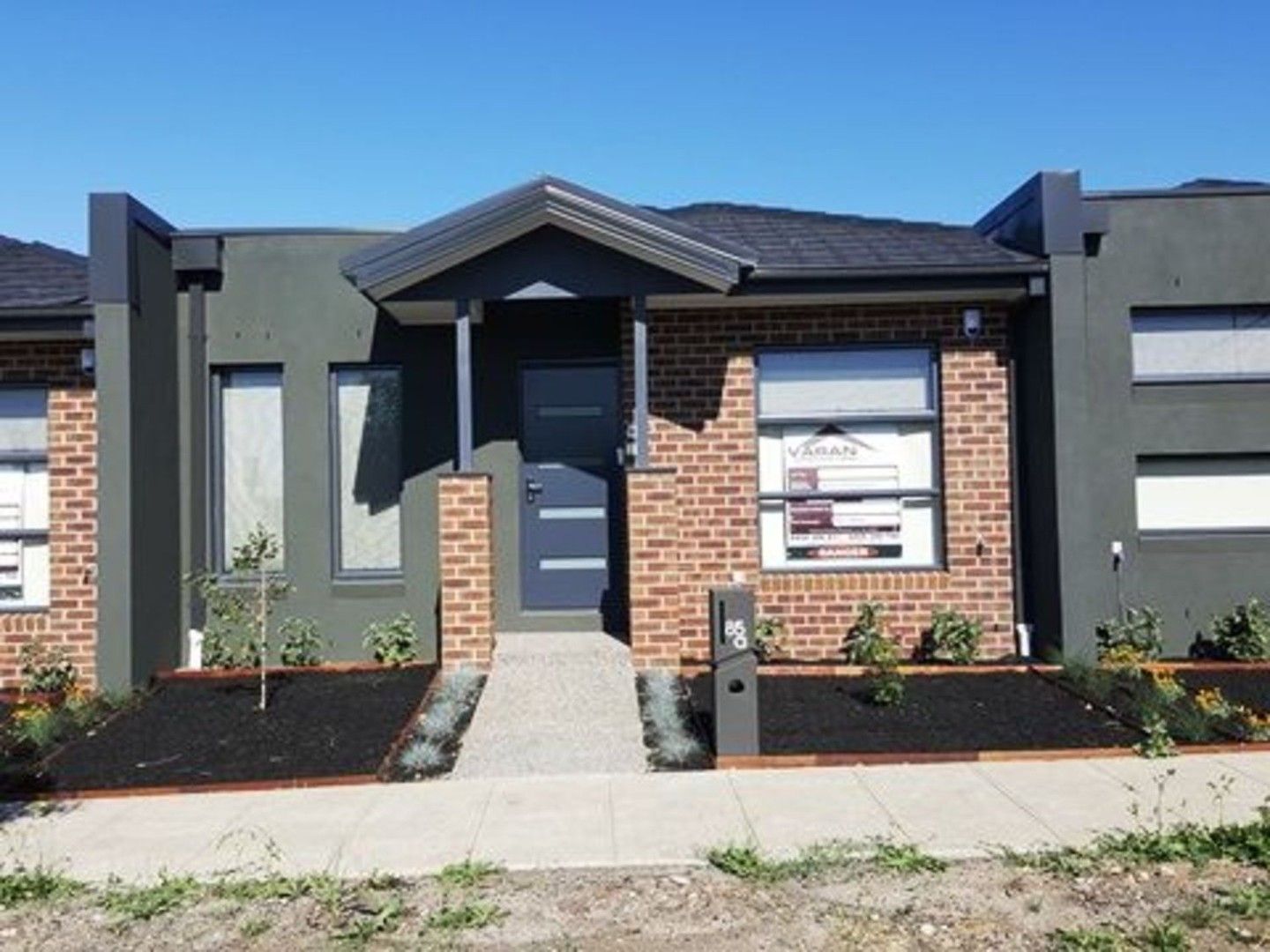 3 bedrooms House in 857 Edgars Road EPPING VIC, 3076