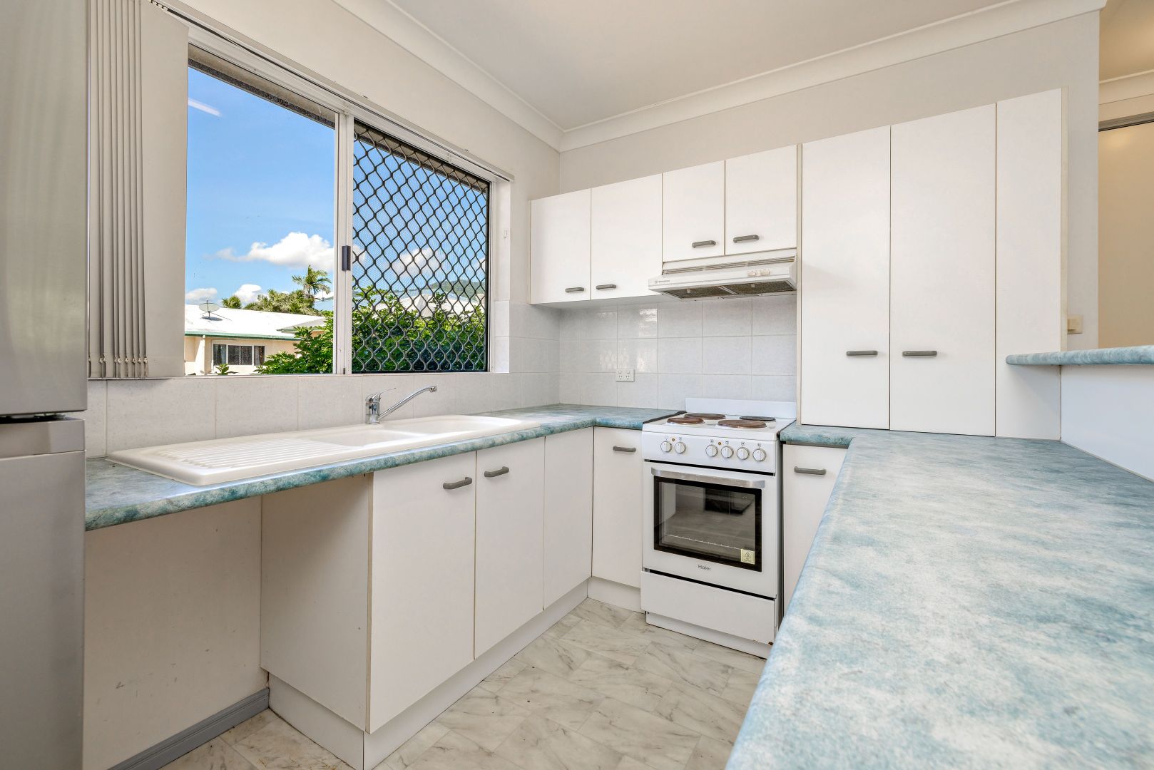 8/23 Springfield Crescent, Manoora QLD 4870, Image 1