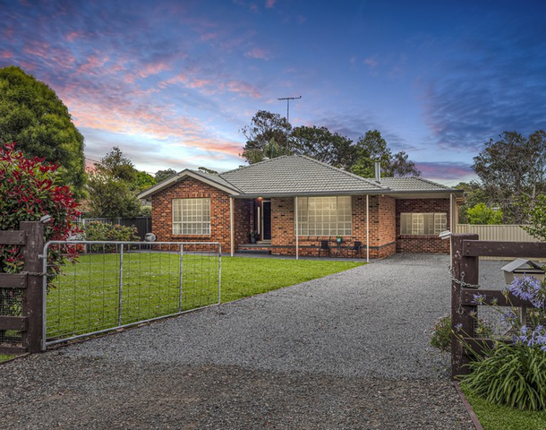 37 Richardson Street, Thirlmere NSW 2572