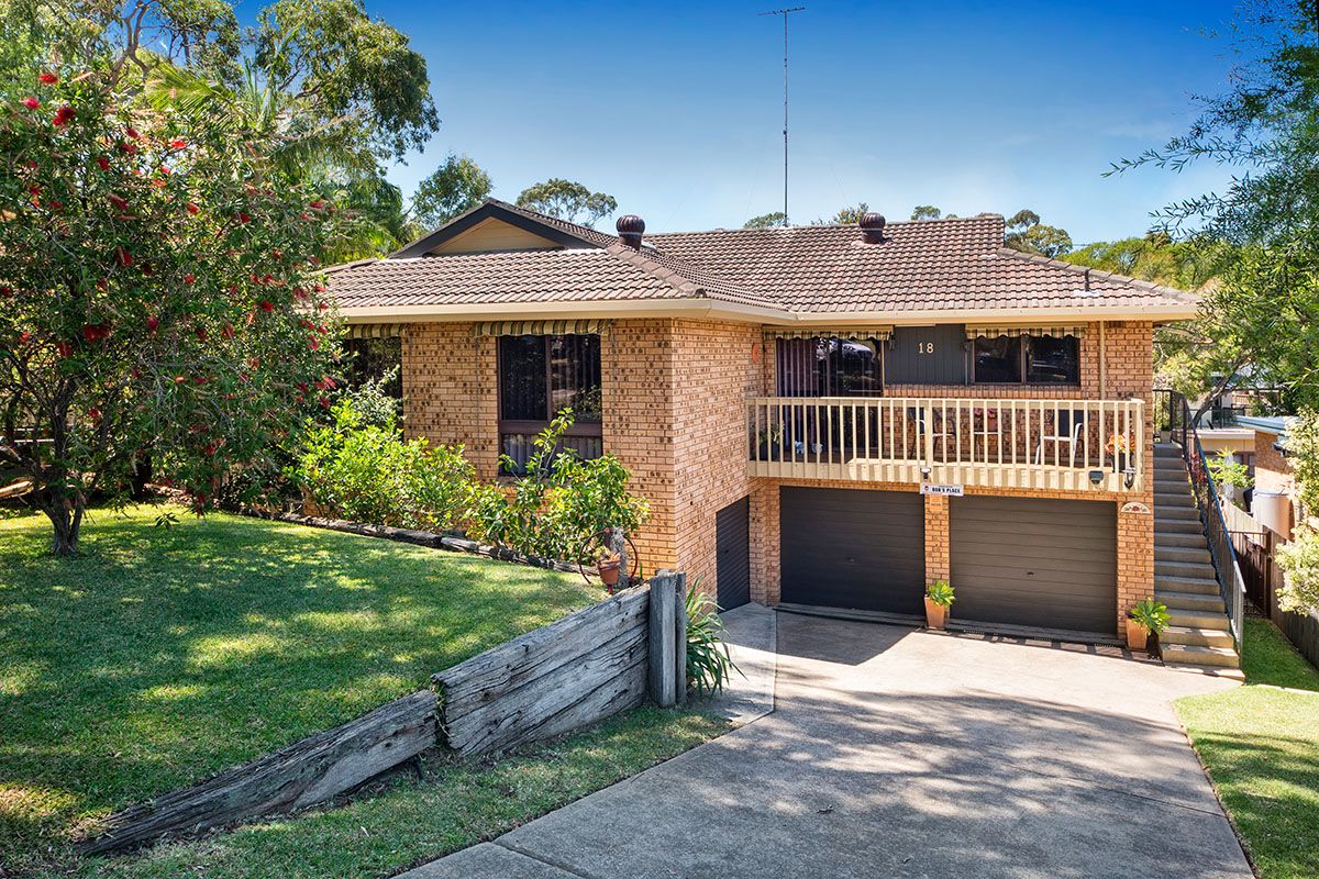 18 Mathews Place, Menai Property History & Address Research Domain