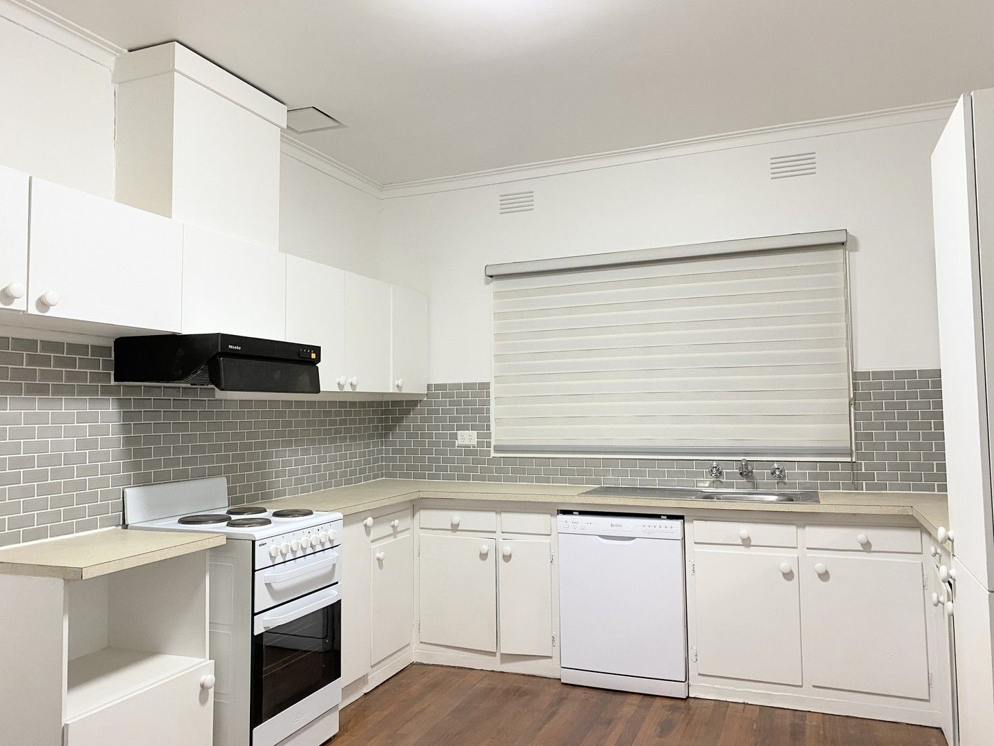 3 bedrooms House in 5 Duncan Avenue GREENSBOROUGH VIC, 3088