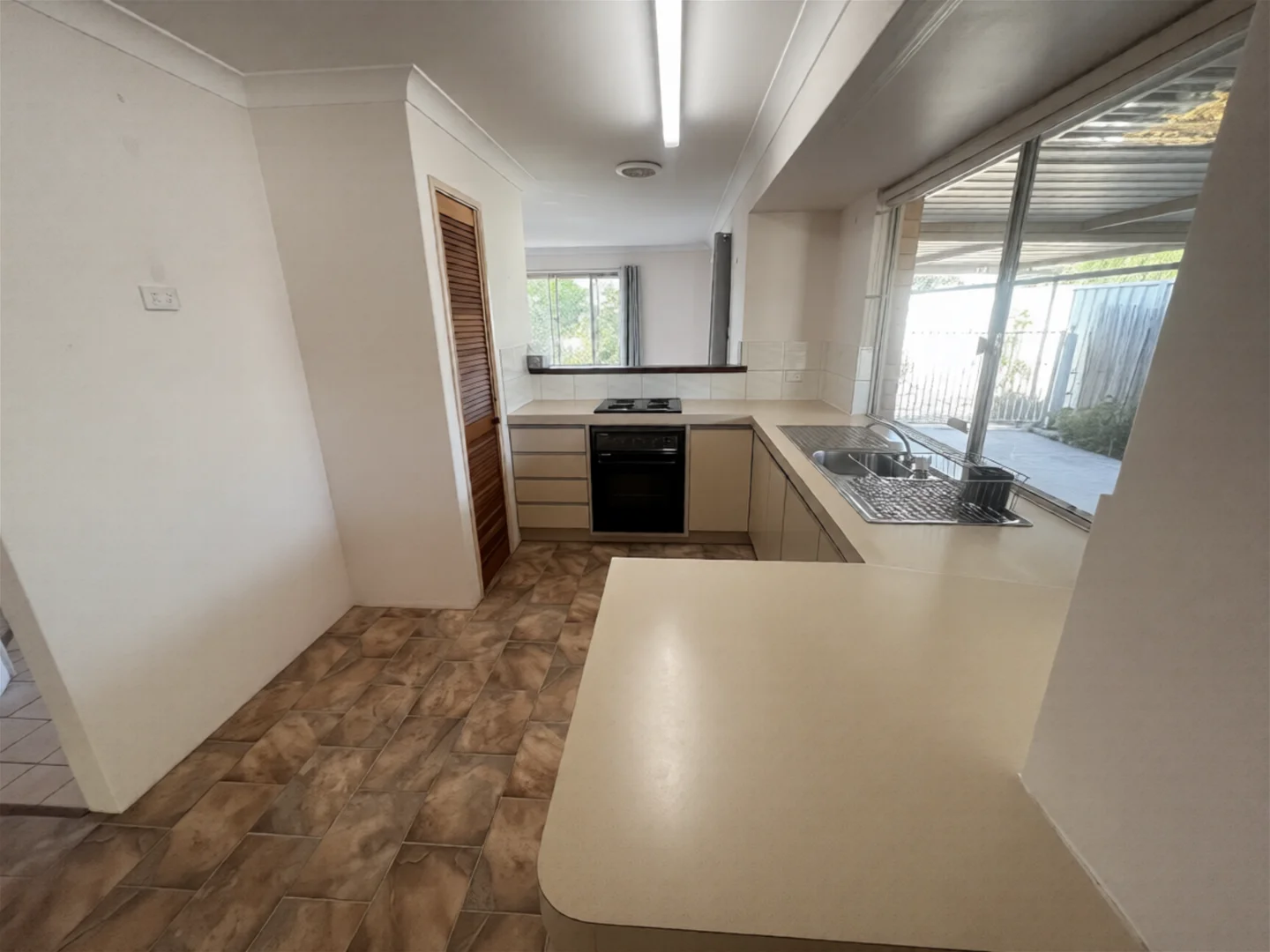 Additional image 4 of 1/10 Birchley Road, Coodanup WA 6210