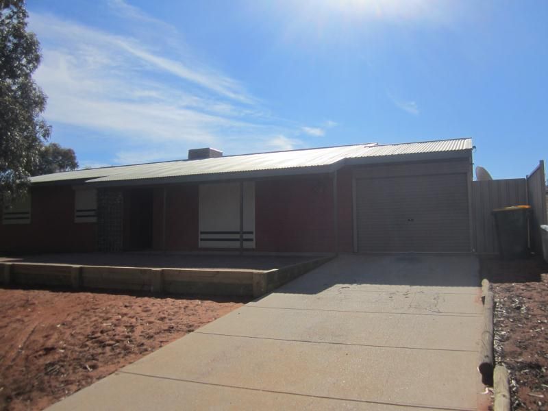 79 Pioneer Drive, Roxby Downs SA 5725 House For Rent 360 Domain