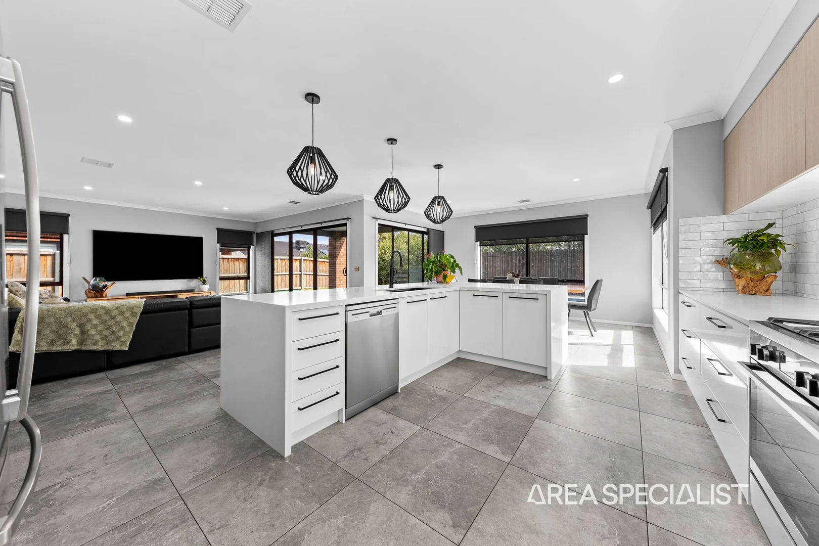 Additional image 4 of 59 Shelton Park Drive, Koo Wee Rup VIC 3981