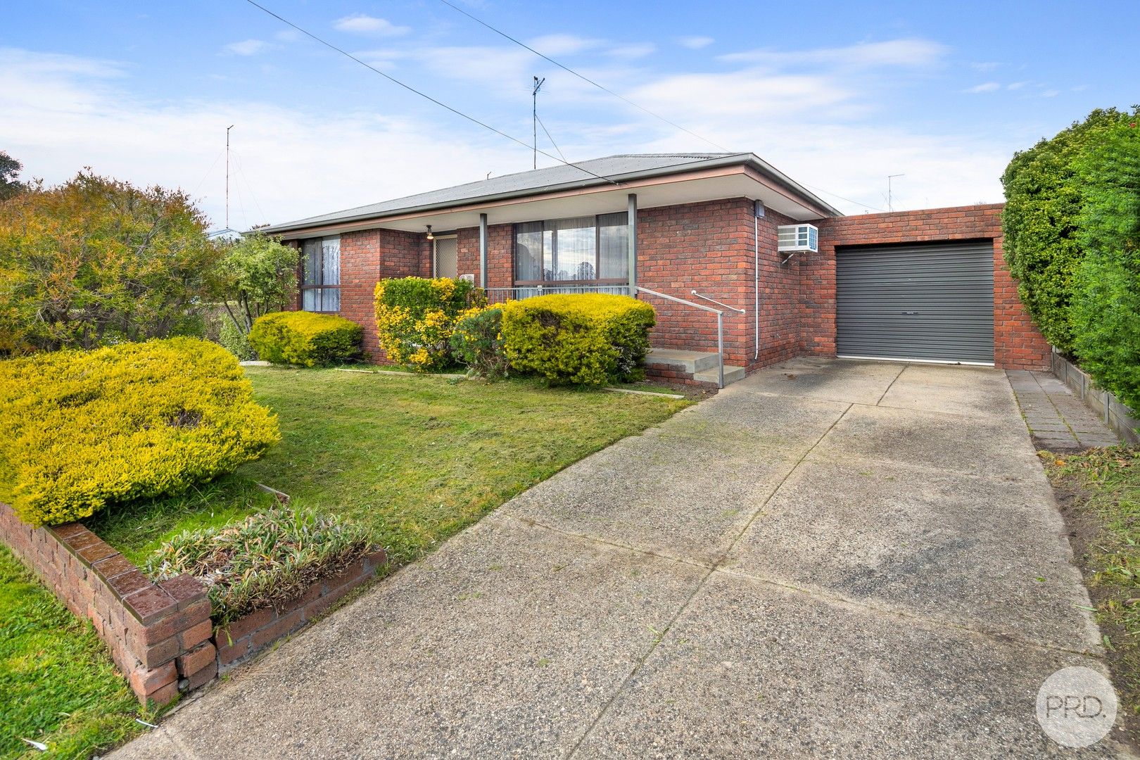 1/8 Spencer Street, Canadian VIC 3350, Image 0