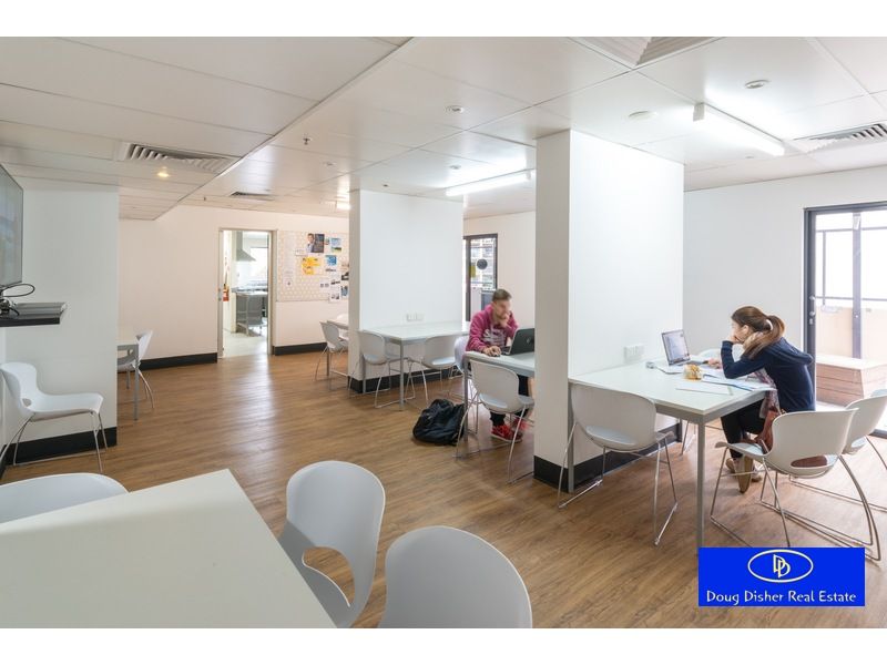 2406/104 Margaret Street, Brisbane City QLD 4000, Image 2