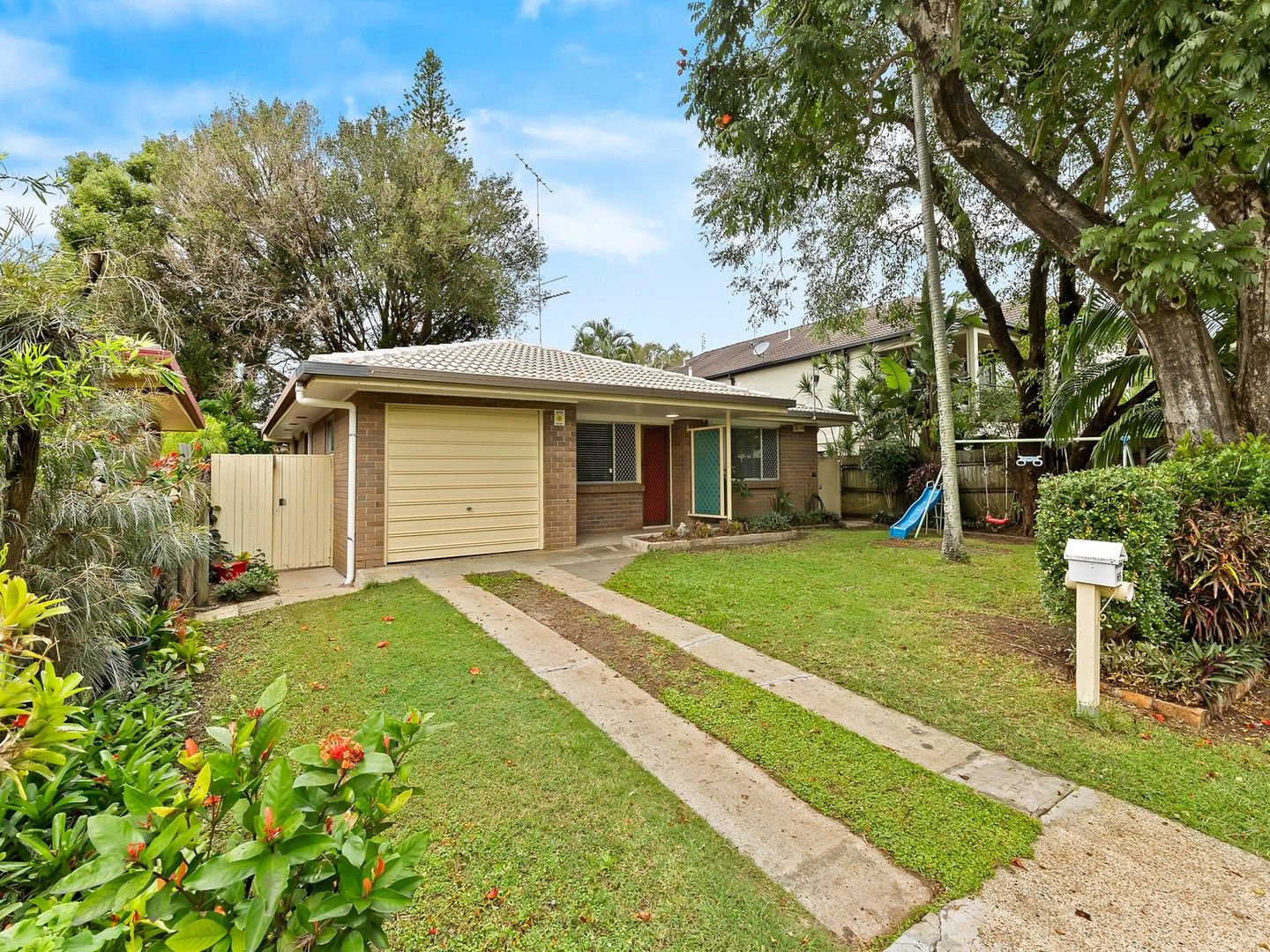 65 Muir Street, Labrador QLD 4215 House For Rent Domain