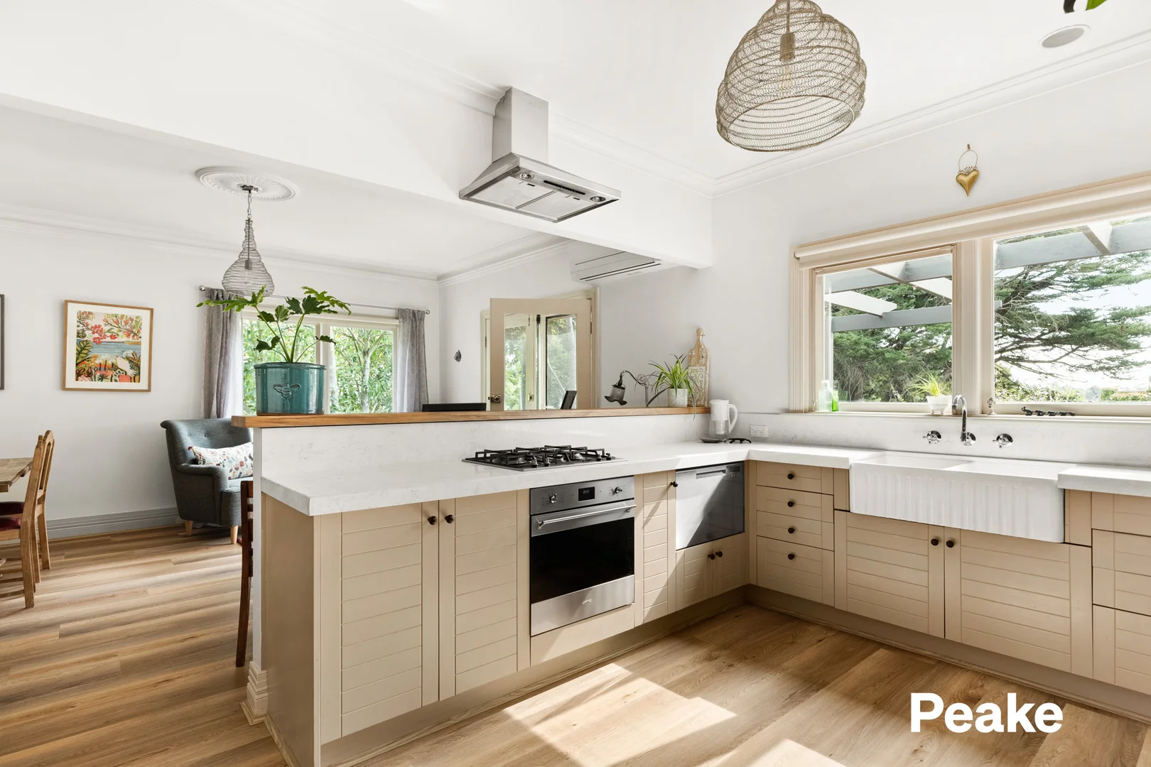 Additional image 6 of 2 Burr Hill Court, Berwick VIC 3806