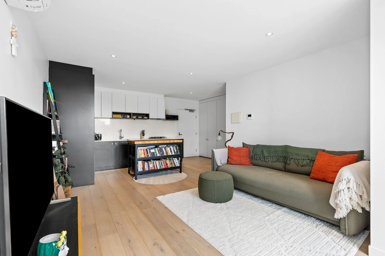 Additional image 3 of 17/102 Colac Road, Highton VIC 3216