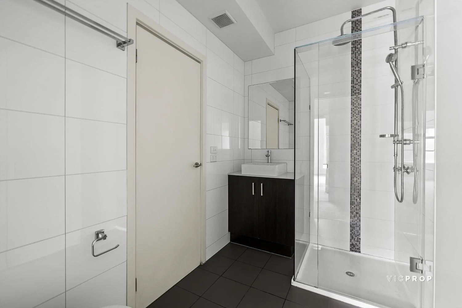 Additional image 8 of 2/129 Melville Road, Brunswick West VIC 3055