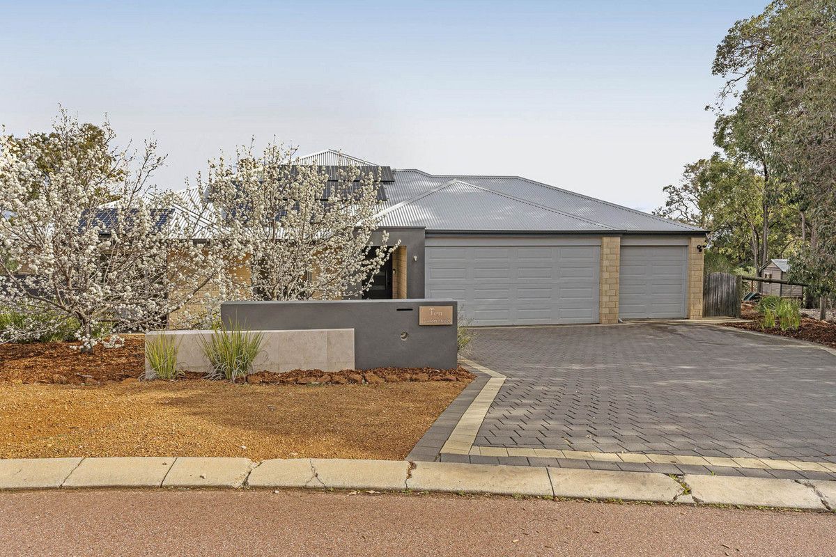 10 Blissett Drive, Bedfordale WA 6112, Image 1