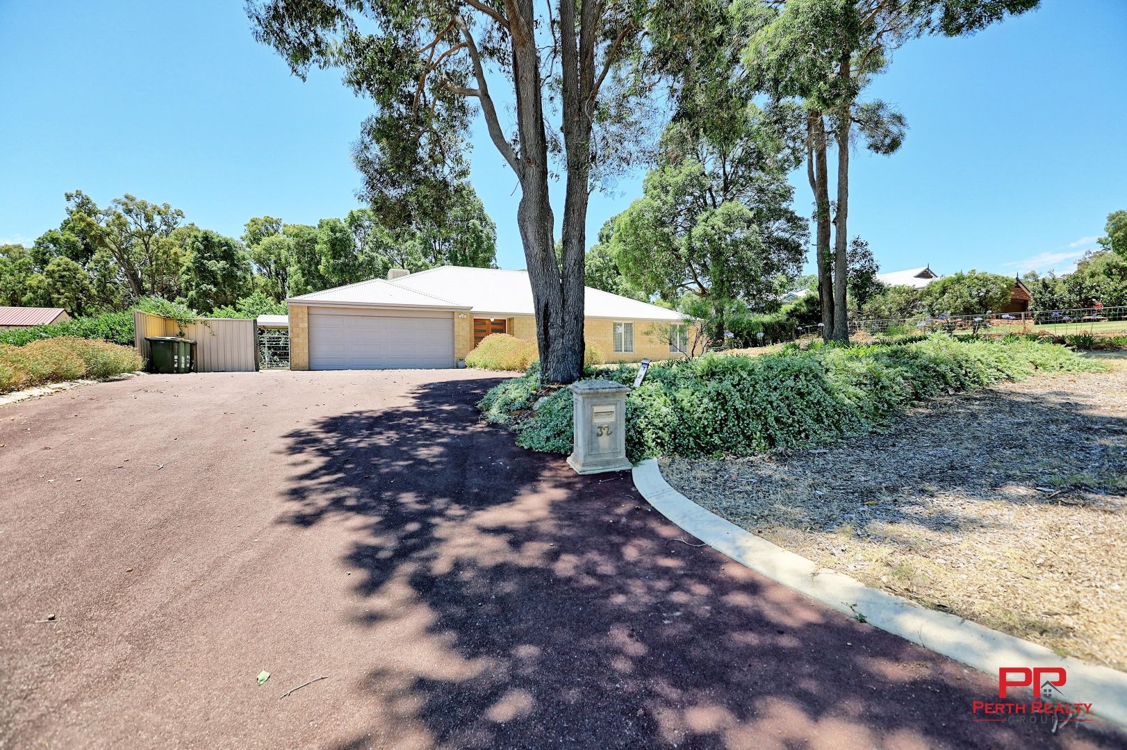 32 Vincent Lookout, Bedfordale WA 6112, Image 2