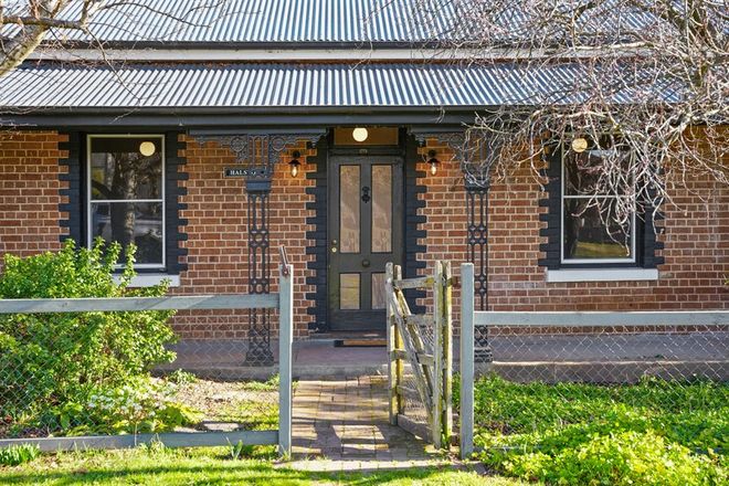 Picture of 25 Cowper Street, CROOKWELL NSW 2583