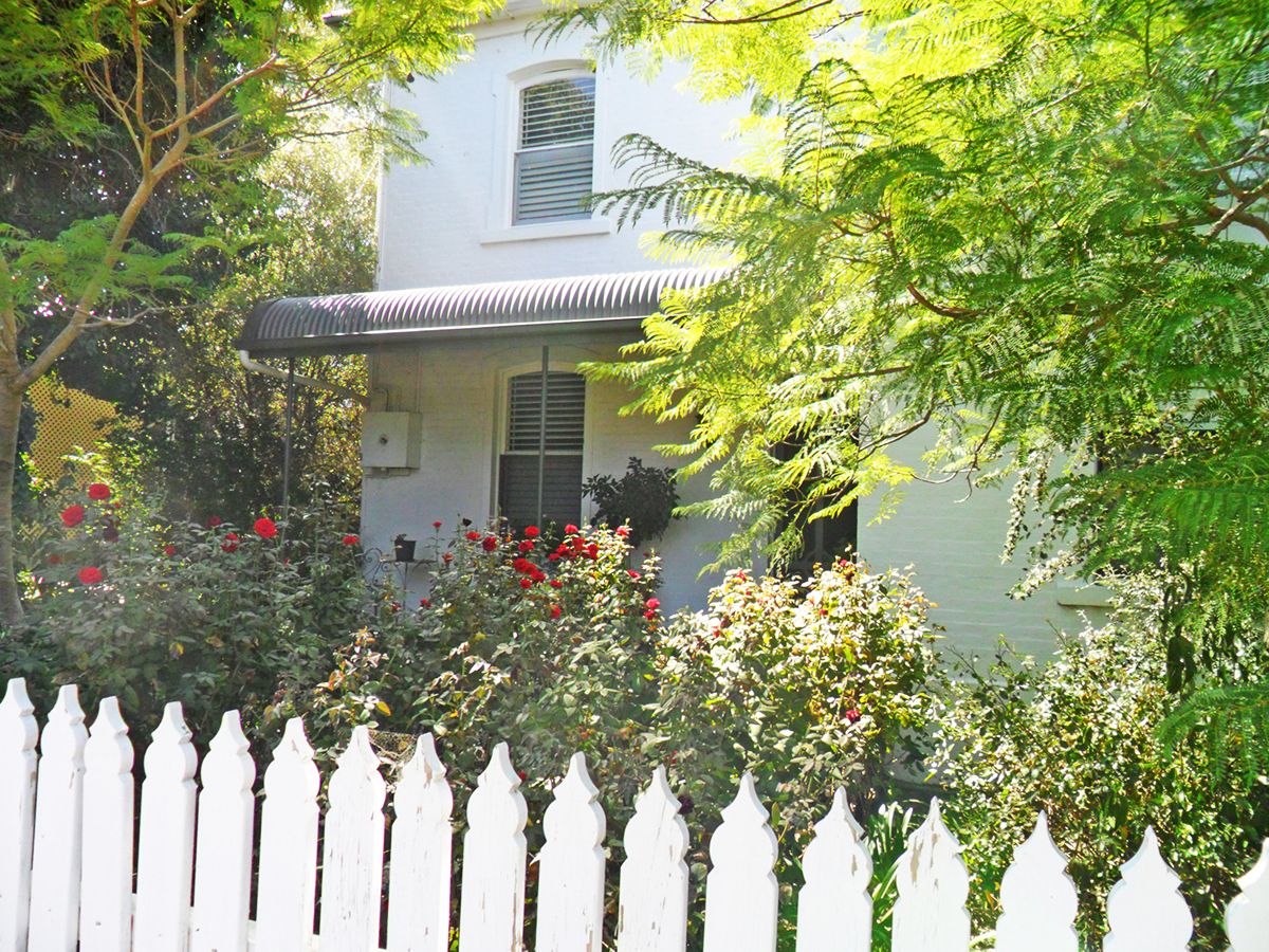 11 Virgil Street, Gundagai NSW 2722, Image 0