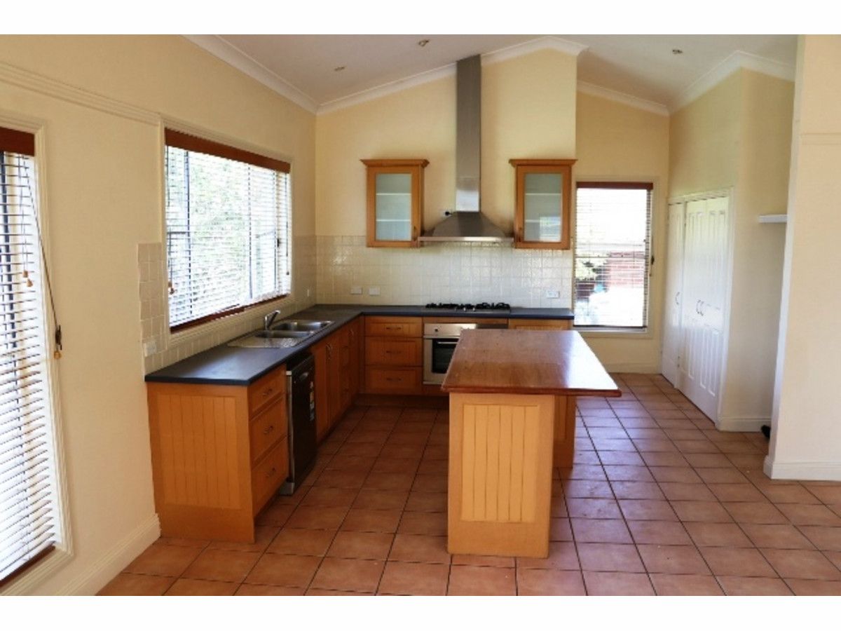 296 Peel Street, Bathurst NSW 2795, Image 1