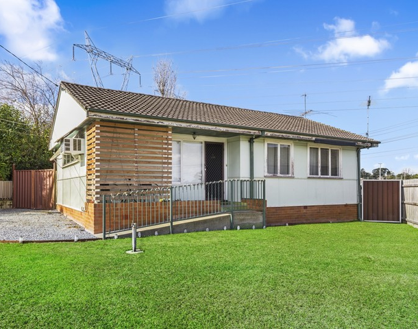 61 Noumea Street, Lethbridge Park NSW 2770