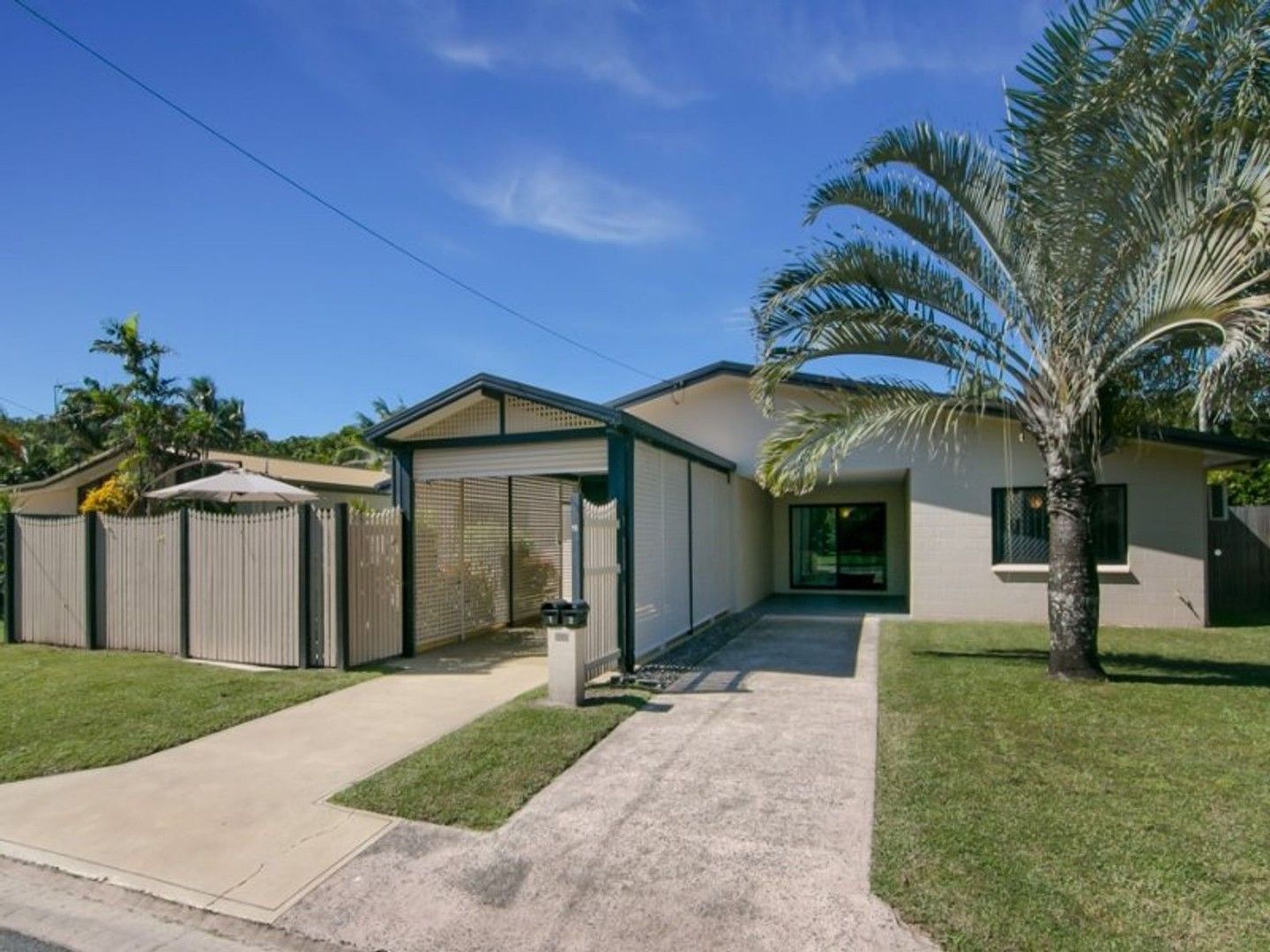 2/15 Connemara Close, Trinity Beach QLD 4879, Image 0