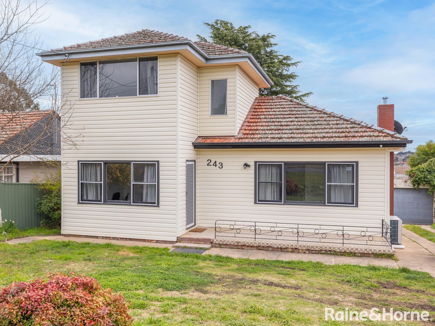 243 William Street, Bathurst NSW 2795 Domain