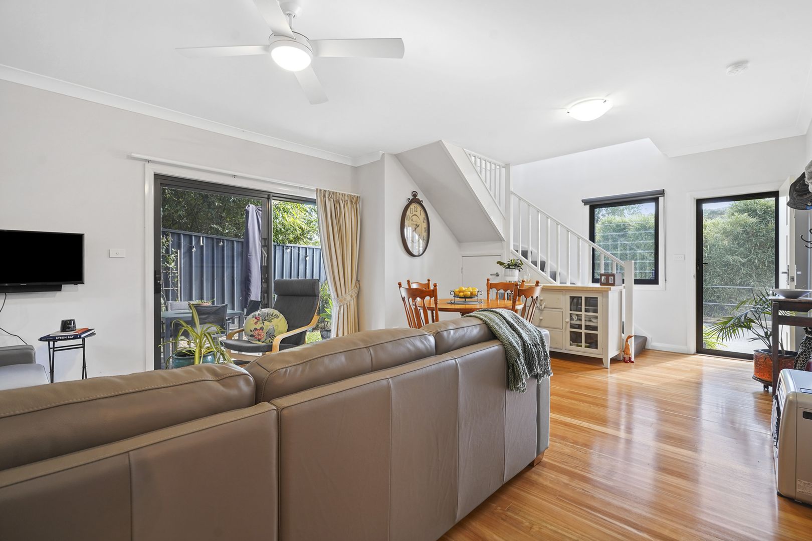 2/269a Park Avenue, Kotara NSW 2289, Image 2