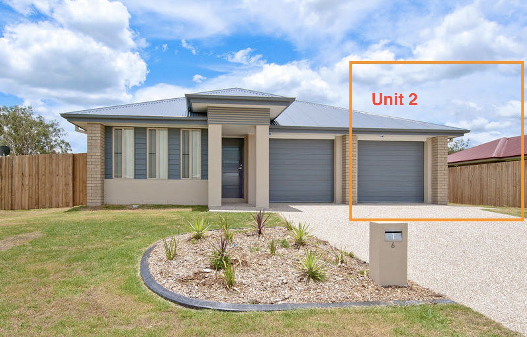 2 bedrooms House in 2/6 Lachlan Street GLENEAGLE QLD, 4285