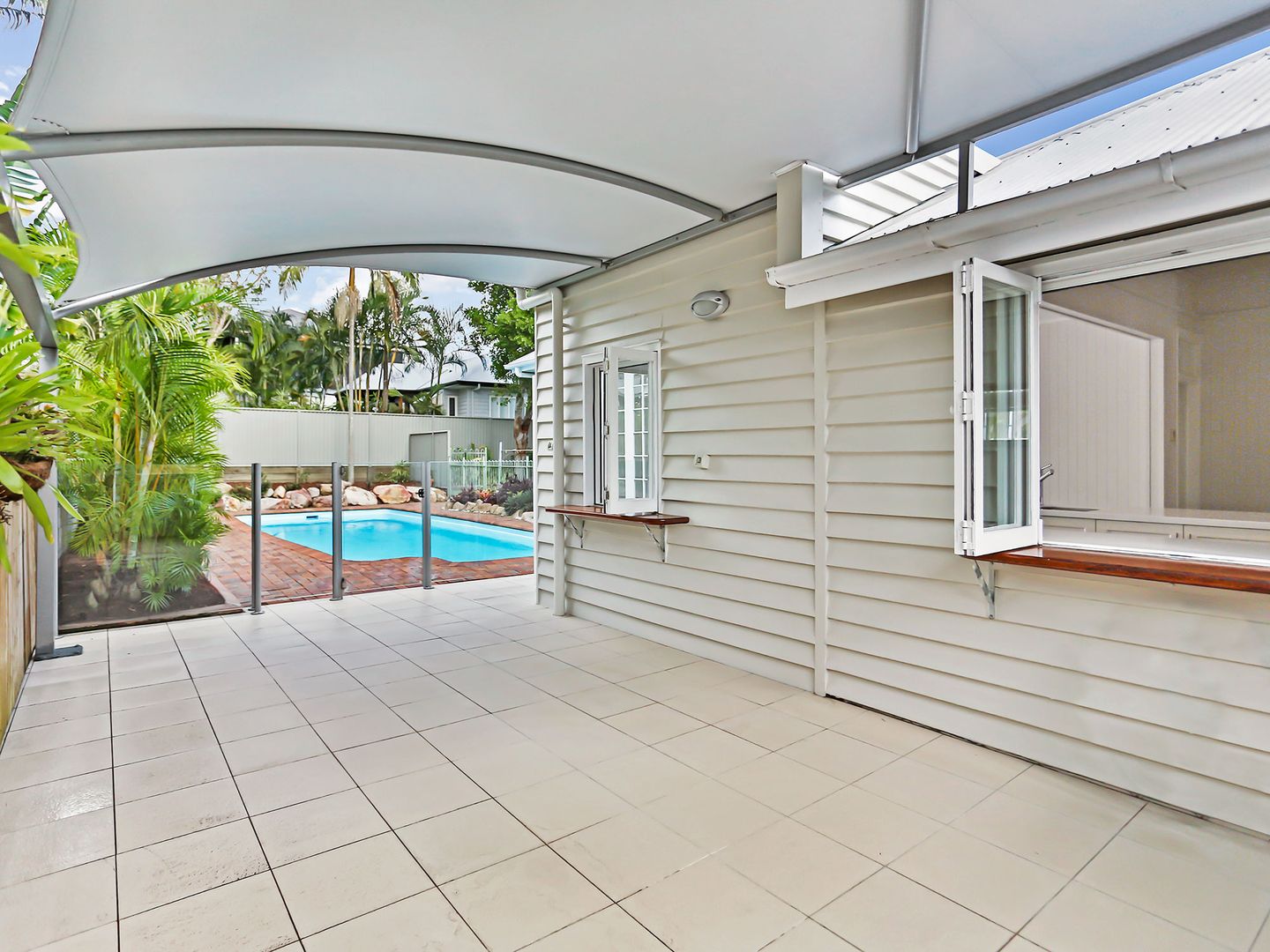 63 Lloyd Street, Camp Hill QLD 4152, Image 2