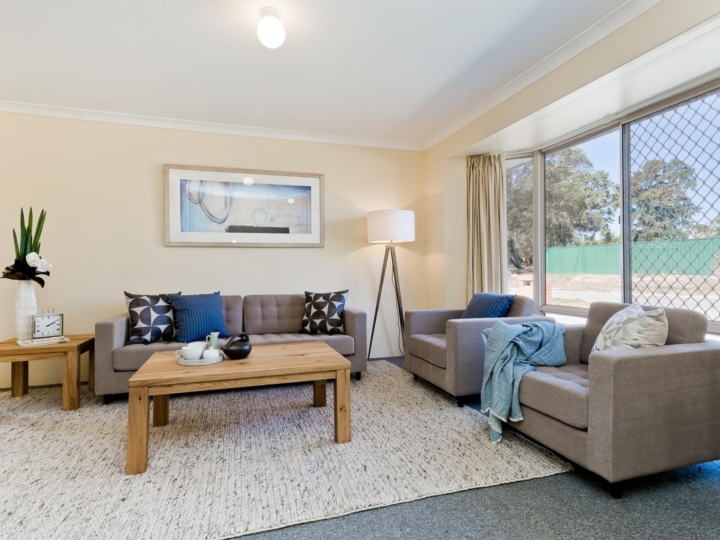 13 Squires Gardens, Stratton WA 6056, Image 2