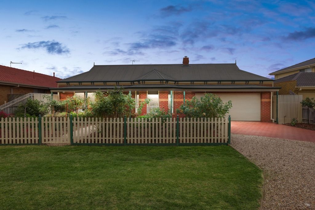 4 bedrooms House in 3 Riverex Place HOPPERS CROSSING VIC, 3029
