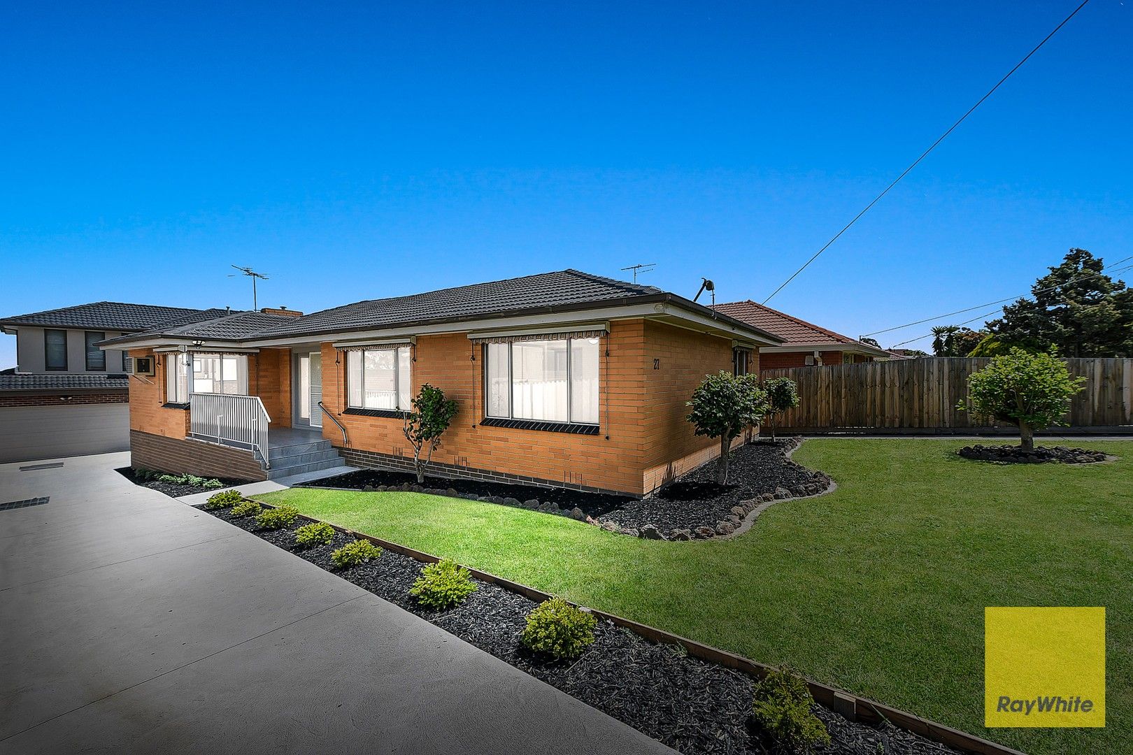 1/27 Philip Road, Hallam VIC 3803, Image 0