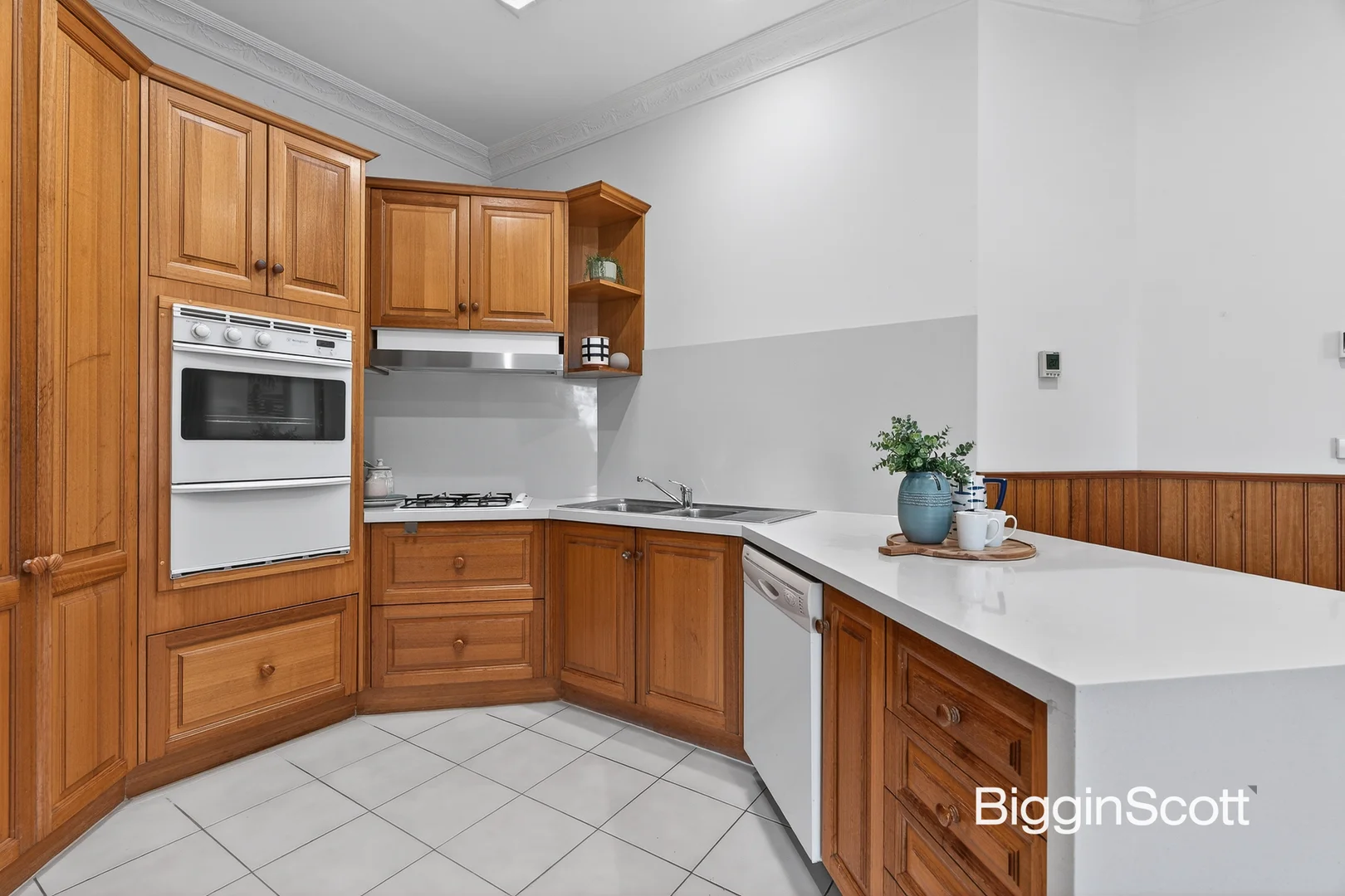 Additional image 5 of 2/26 Strathconnan Place, Wheelers Hill VIC 3150