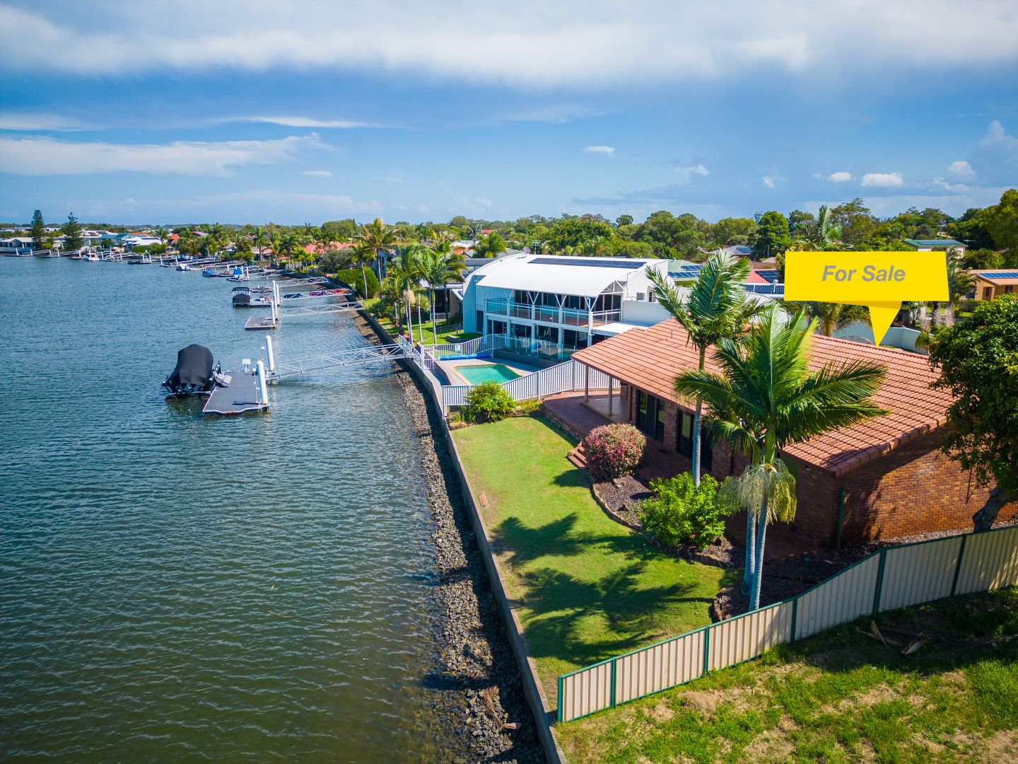 15 Norrland Crescent, Banksia Beach QLD 4507, Image 2