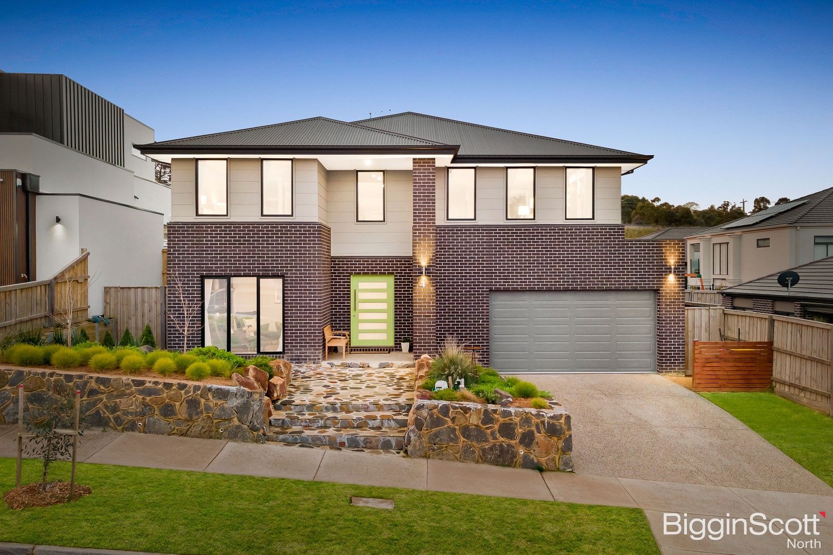 4 bedrooms House in 4 Onslow Way MERNDA VIC, 3754