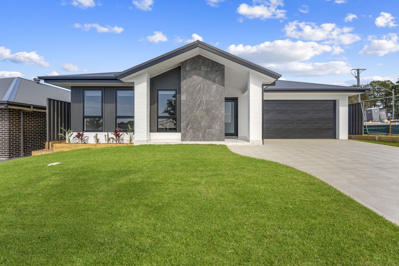 4 bedrooms House in 4 Soreina Drive WYEE NSW, 2259