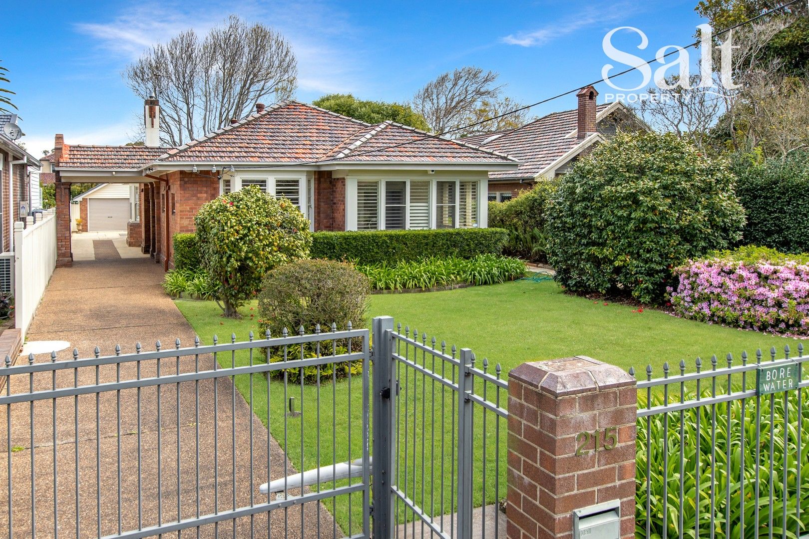 Sold 215 Parkway Avenue, Hamilton South NSW 2303 on 15 Oct 2022