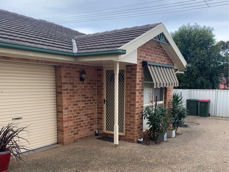 2 bedrooms Townhouse in 4/10 Waratah Street LEETON NSW, 2705