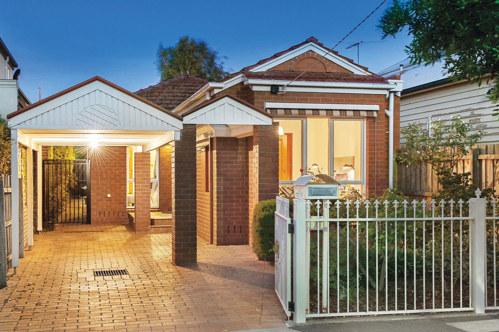 21 Railway Avenue, Armadale VIC 3143, Image 0