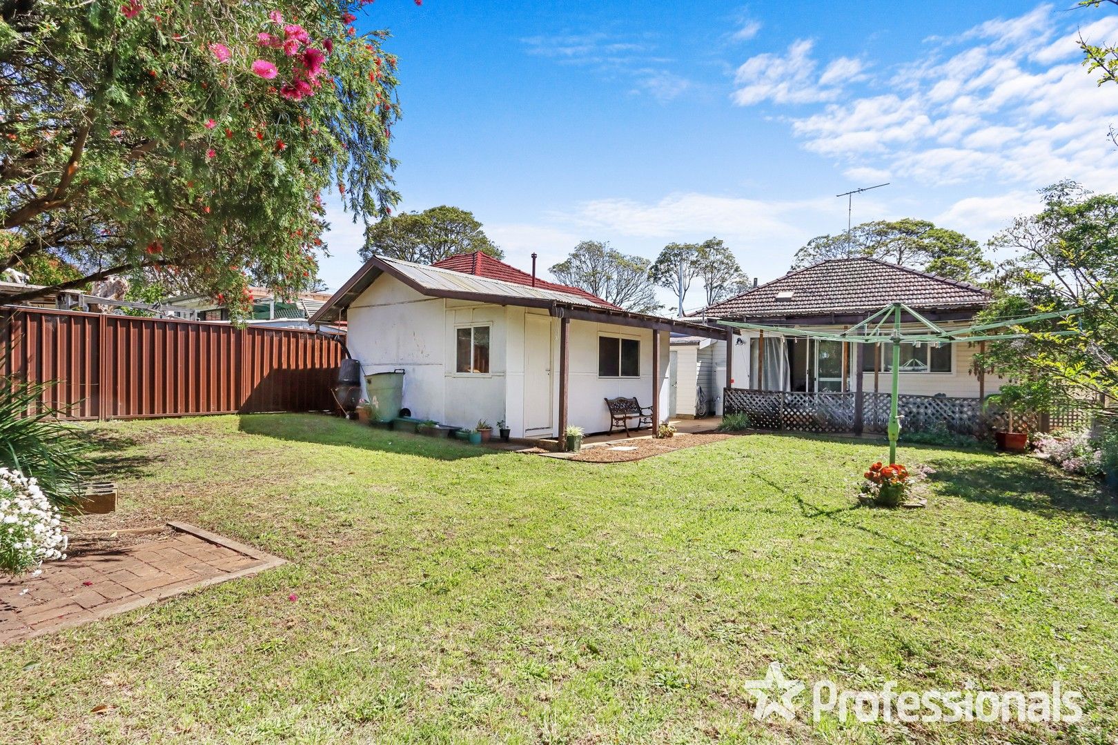 10 Larkhill Avenue, Riverwood NSW 2210, Image 0