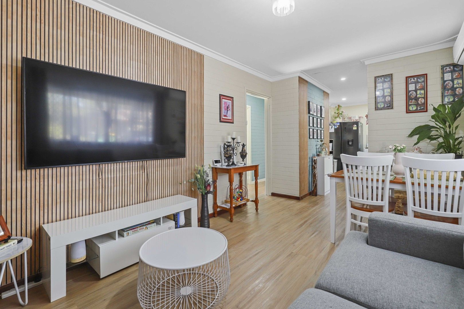 2 bedrooms House in 2/6 Arnott Court KELMSCOTT WA, 6111