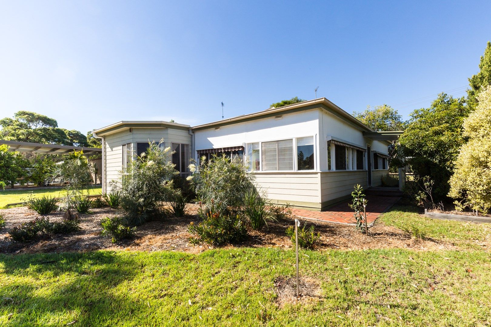 71 Eighth Avenue, Raymond Island VIC 3880, Image 0