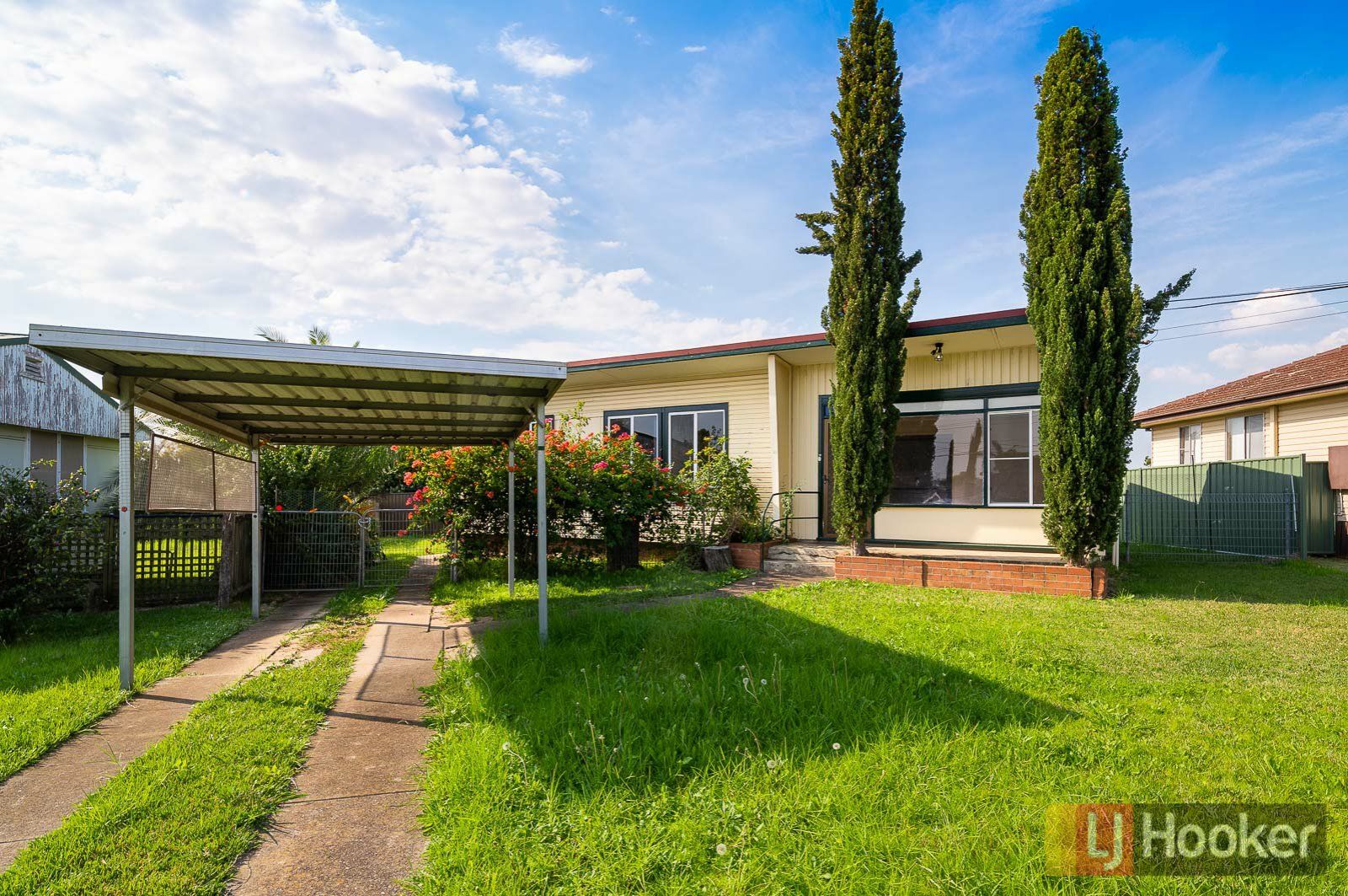 13 Simpson Avenue, Casula NSW 2170, Image 0